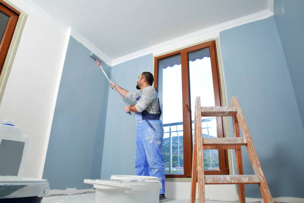 Best Water-Damaged Drywall Repair  in Woodburn, OR